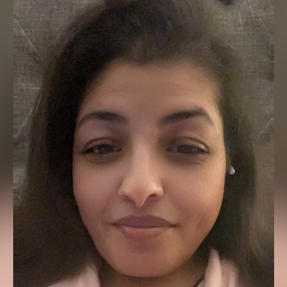 Meet your Posher, Huma - Picture 1 of 4